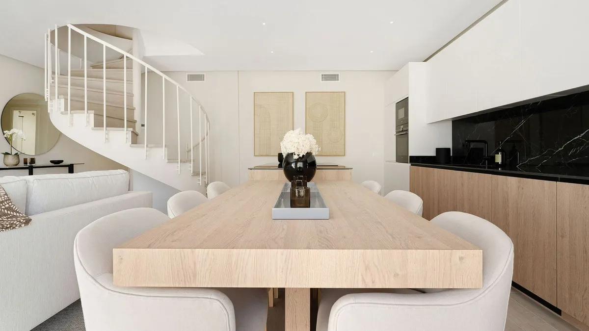 647ad995-18db-4dd6-a806-074ccfce661b