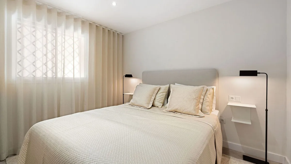 f0c5528d-7cc4-4c12-991f-ba5f5169cd0c