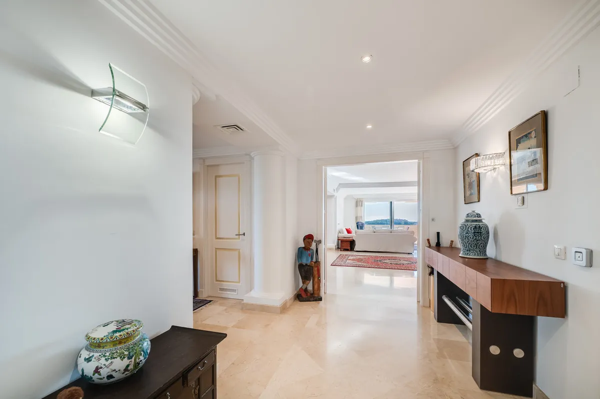 7a7e799c-f1dd-43c1-9edb-228ad68b59c5