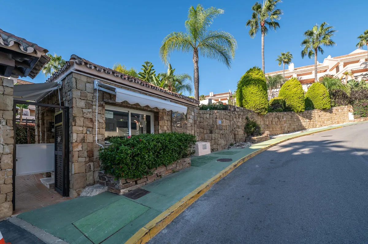 90fe2743-3fbc-4b07-bd15-c0ac7a15cde3