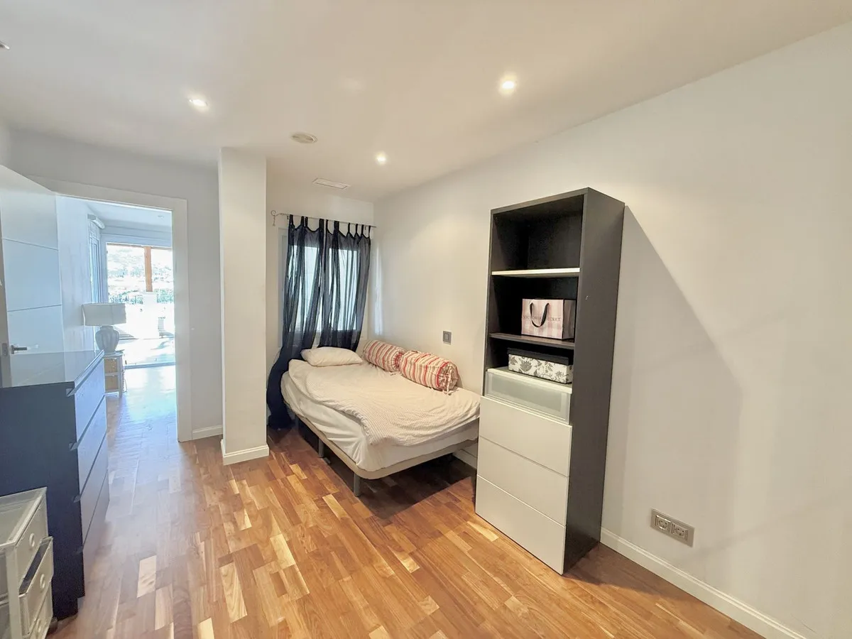 9c3b97a4-04ca-44cd-929d-42fef0322ada