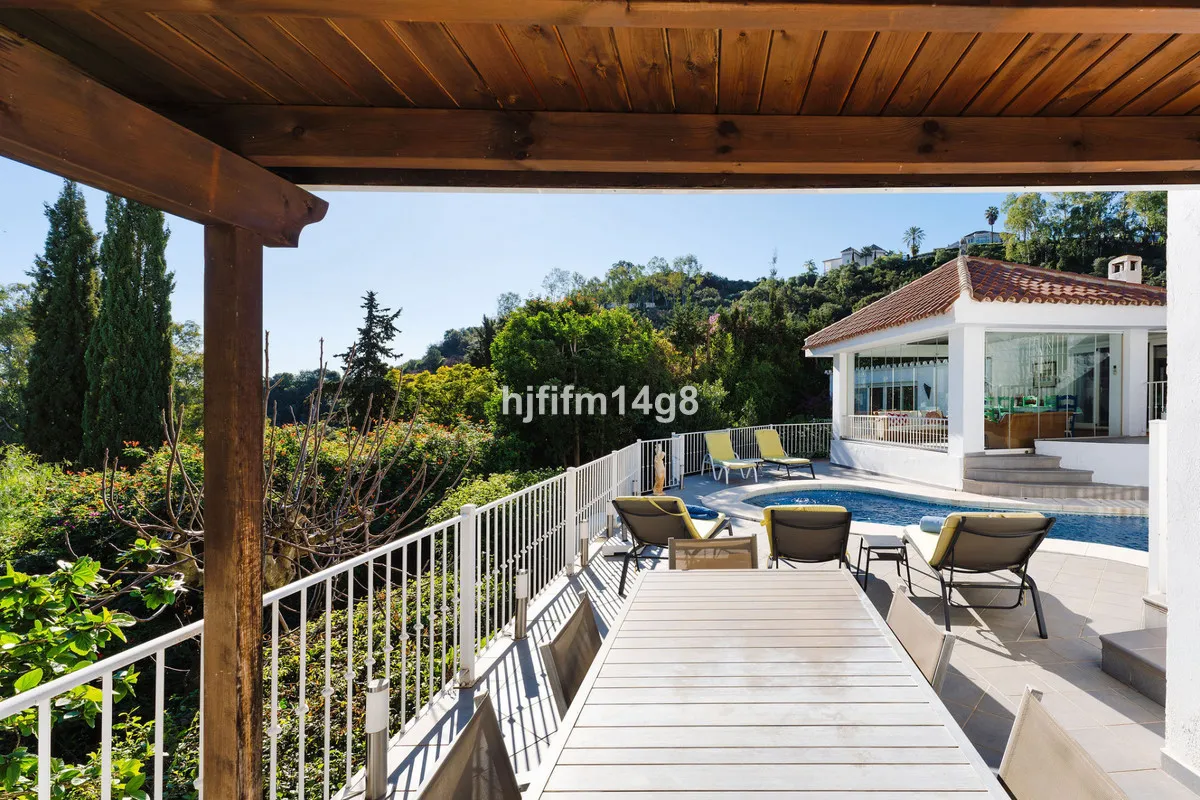 89c8c7e8-a833-40ff-bb1a-9e11136bbeb4