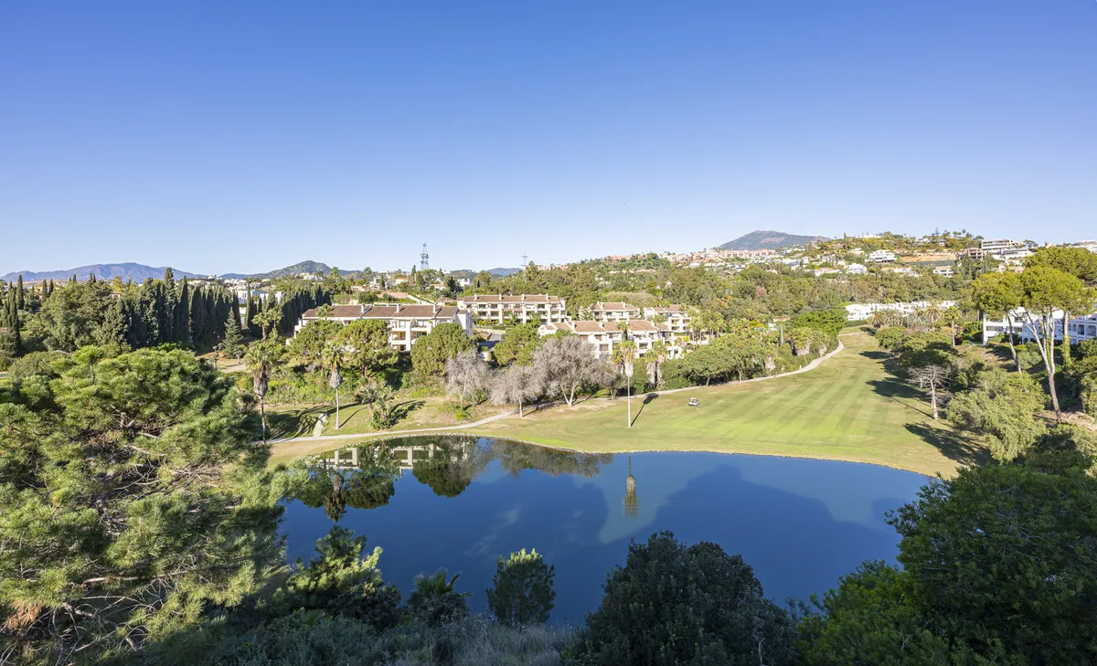 9fec5894-e499-4f54-aa16-ebe8e2fd7db4