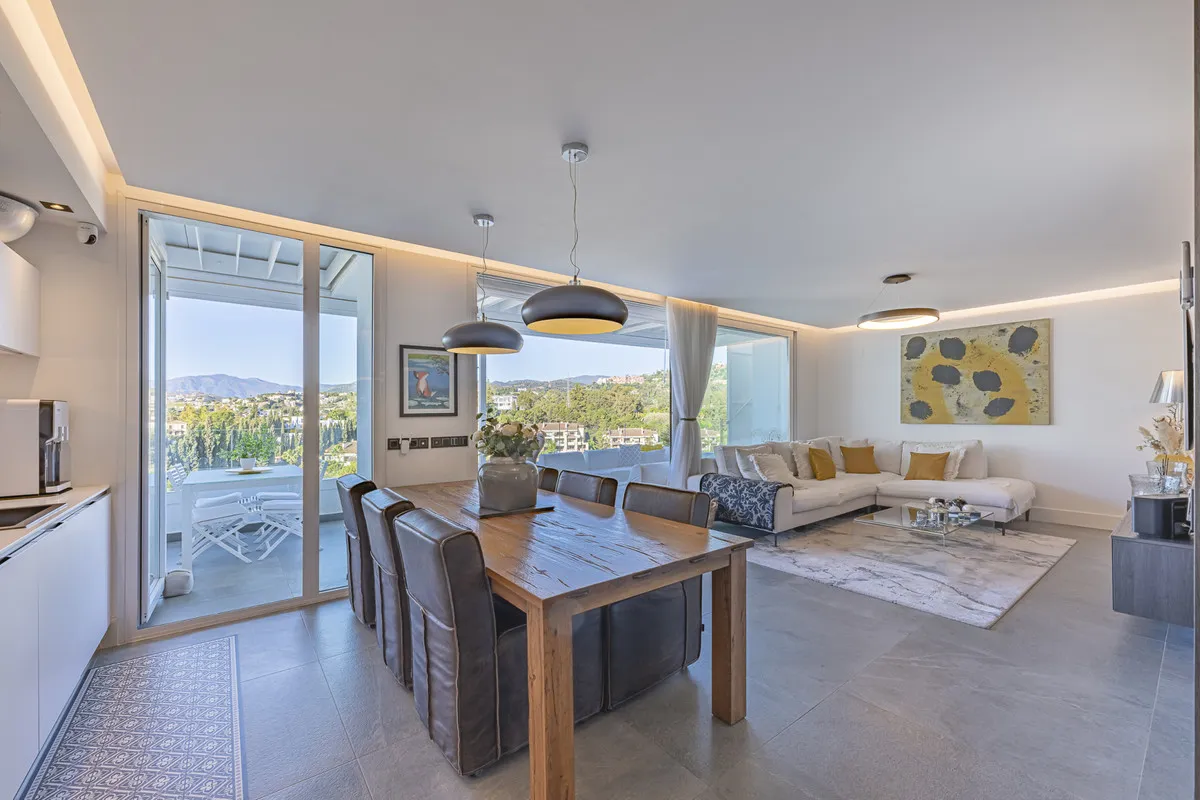 fd36e0e7-435a-4d2f-981a-fa10b47942e6