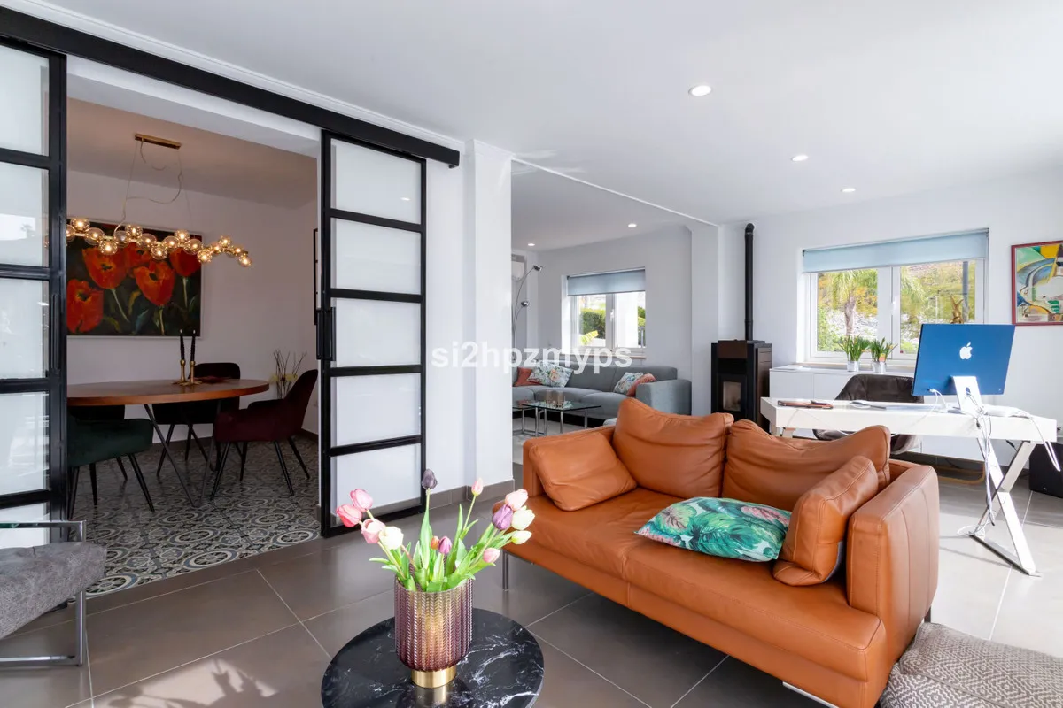 303c1127-89b0-4da0-8ff4-a847595017cb