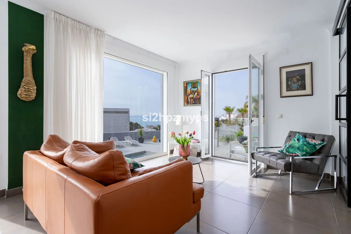 63dac2e9-886c-4a04-88d4-8e7046f8f022