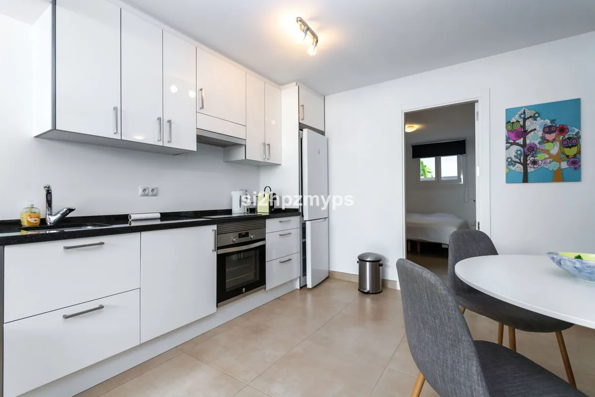 7b3e9c75-be09-4a1d-820a-2a233de36903