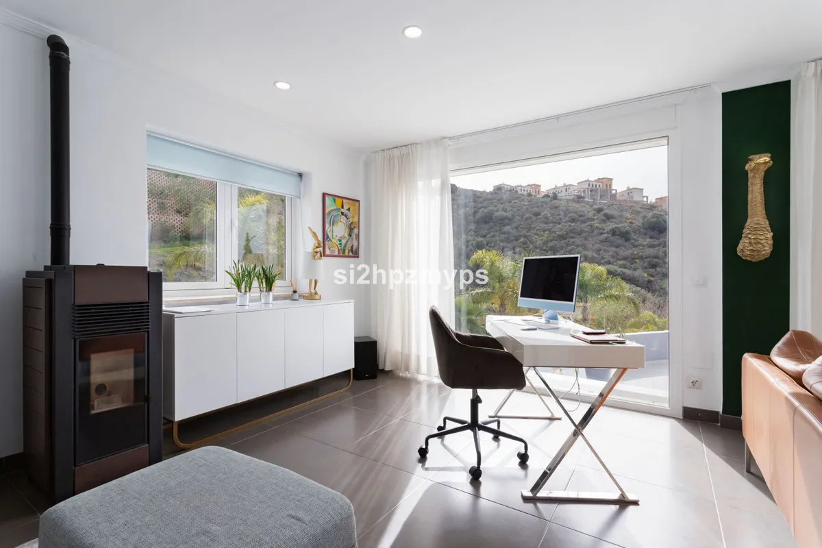 b4c1e403-bb4b-47c5-a55f-ffae794be60f