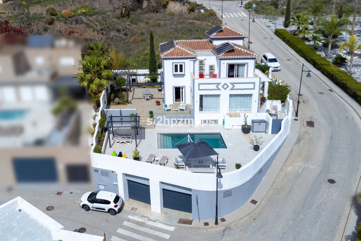 f35a82a0-0e3a-40f0-894a-04b7a11193eb