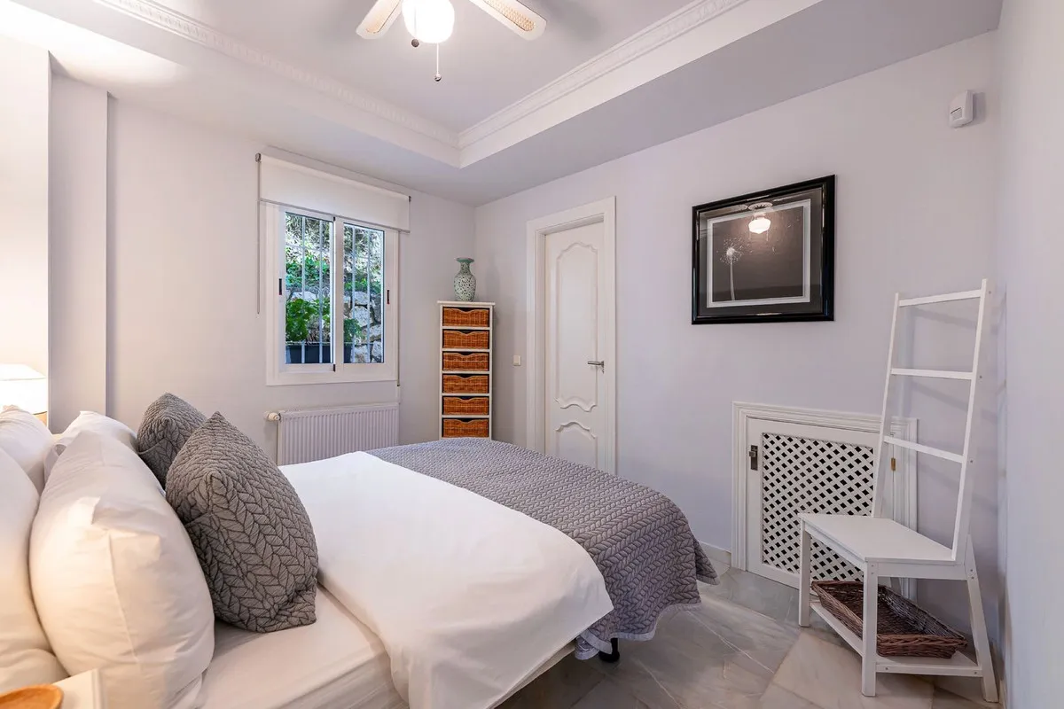 0bf2899a-5c69-44ed-b07d-7ffea4dac774