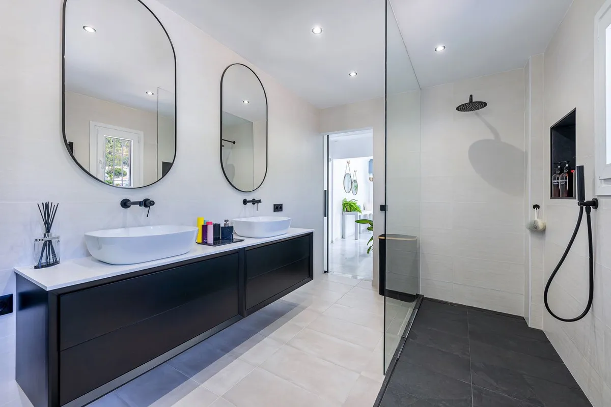 3c48b743-e4d5-42ab-88d1-ccbe66e9cbd1