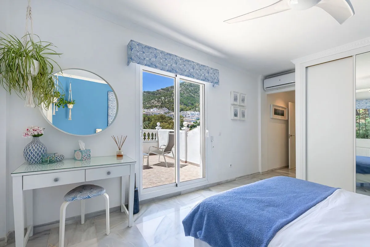 4105e3d0-2d24-4fb1-8df8-4d5574bcde6b