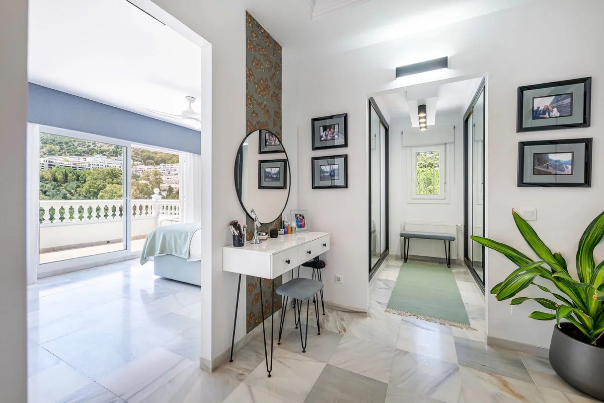 80359d82-b8b2-41fb-ba94-ede35c833803