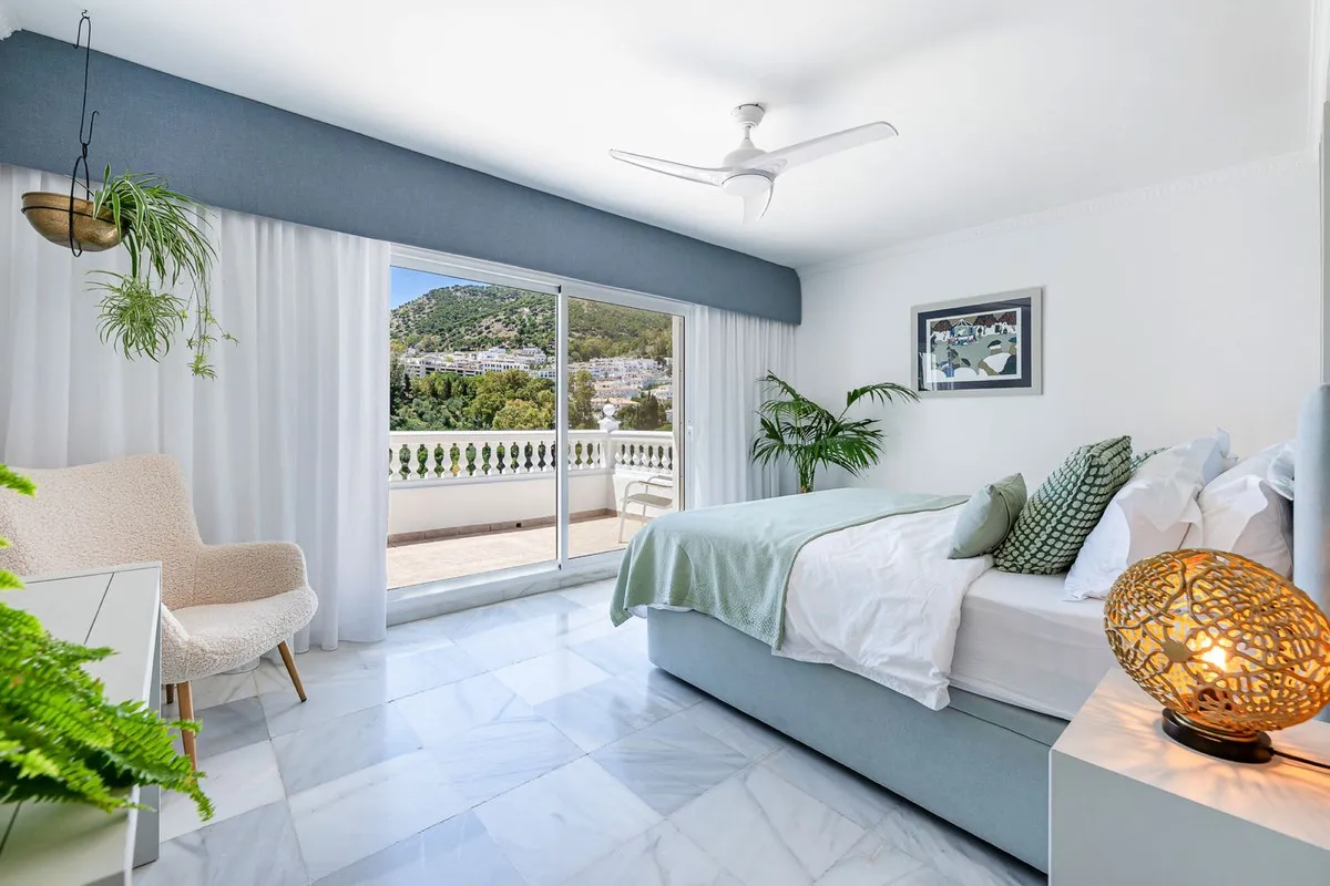 96292286-56dc-410f-a4b4-31d6d9ea36df