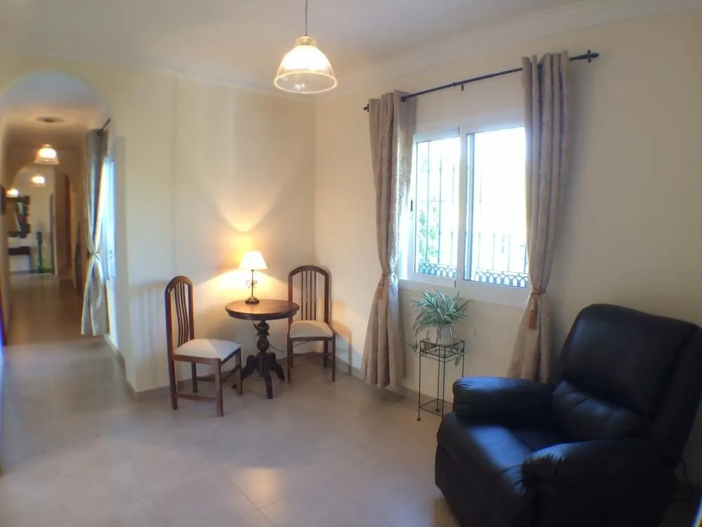 19edb374-fd12-4ee2-a6a4-6ca33482da00