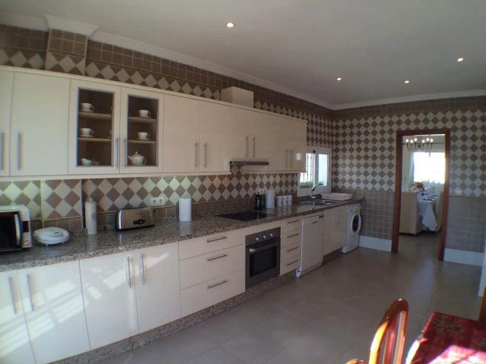 4ebc01f4-d09b-48f9-828e-821e78e0ced0