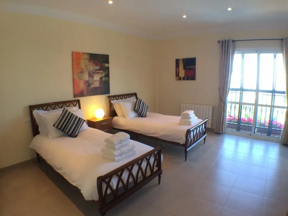 5f01c4be-53ed-42f1-b172-bdbb58fe6ac3