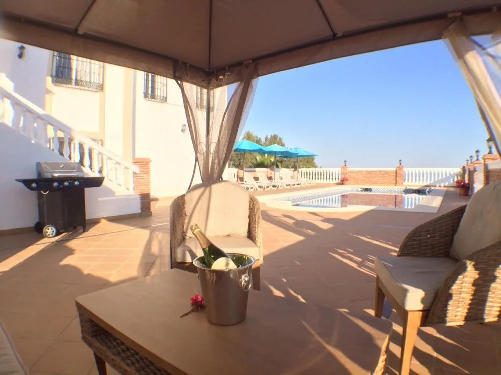 e328995a-d34a-4982-ac31-503f45757c2c