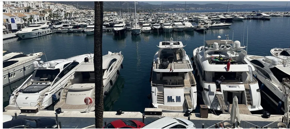 9fec73ac-b55c-4aa3-9f89-773e8979dbbd