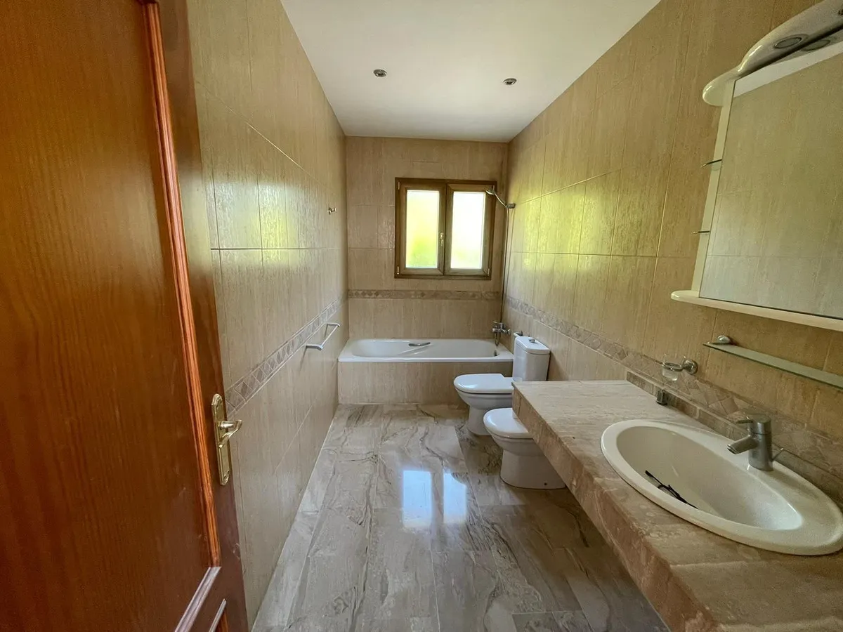 31129421-7a73-49c5-8f1a-e099a4c14ac0