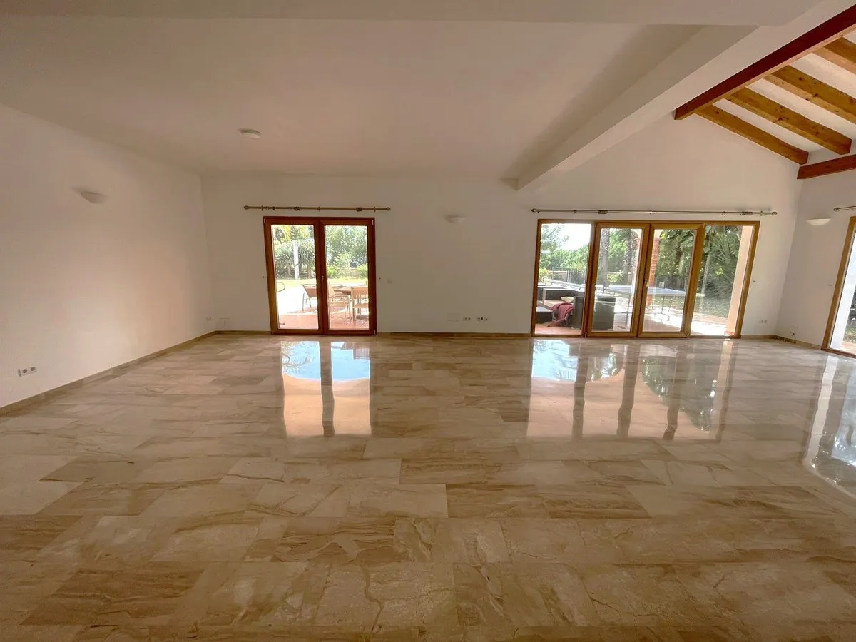 4b4ae85d-2f3b-4226-a4a2-845db65c67bf