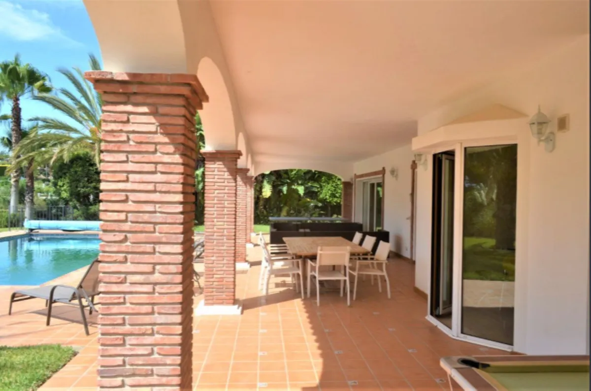 4bdace48-3de6-4ffc-b654-edb0143c3baa