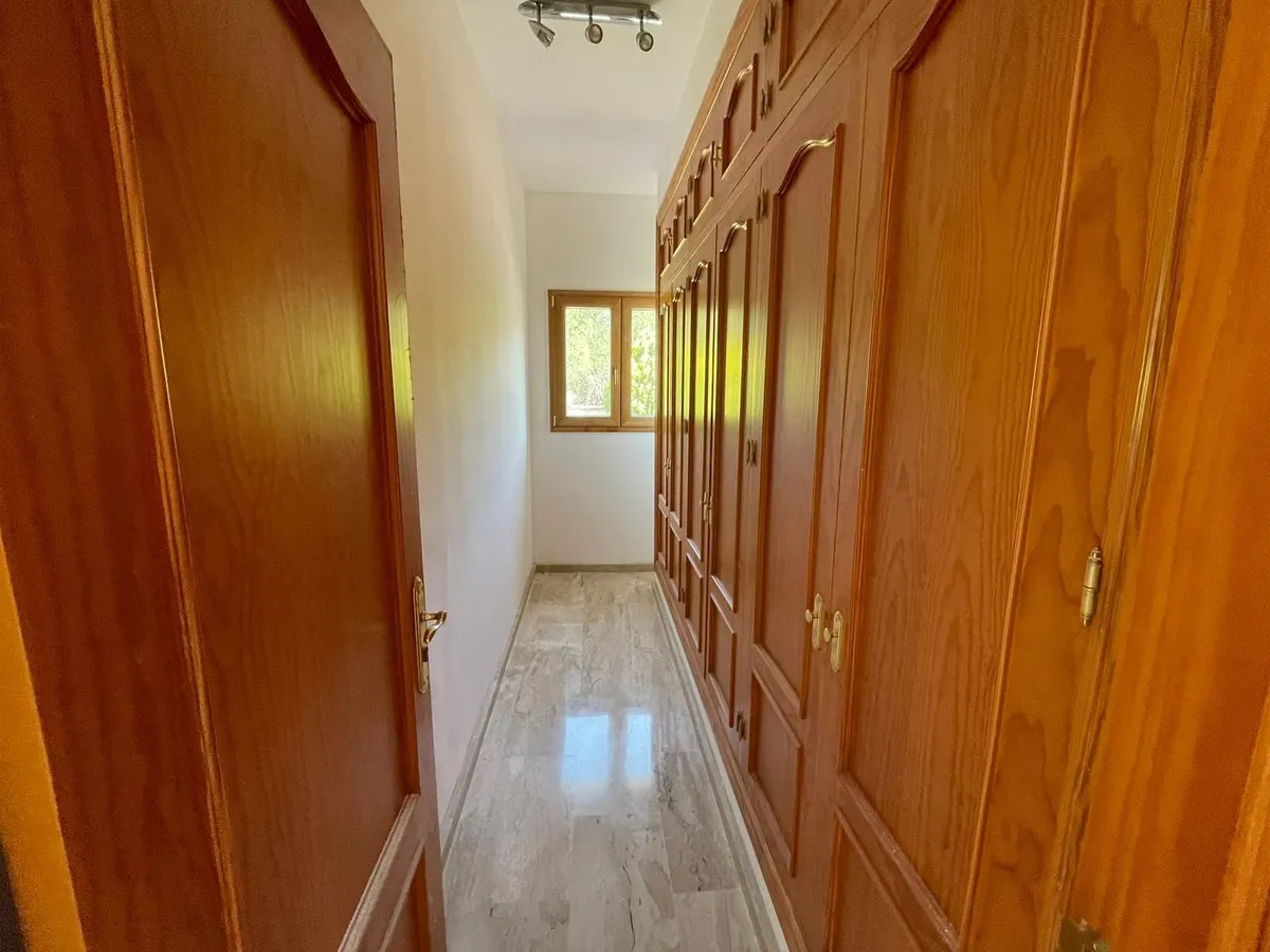 9921e4f5-f996-484f-bc11-bd0f9947c096