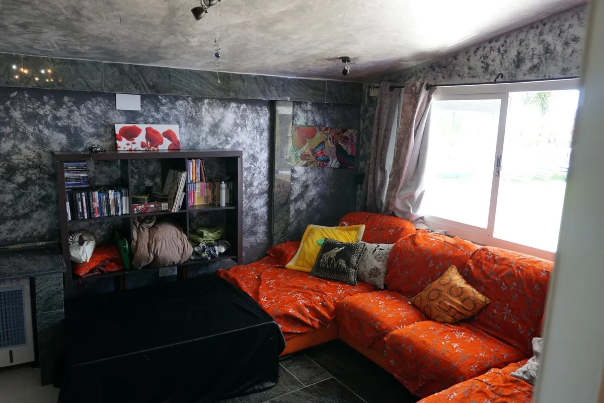 1dad209c-a26a-46df-9b30-20abaab9f433