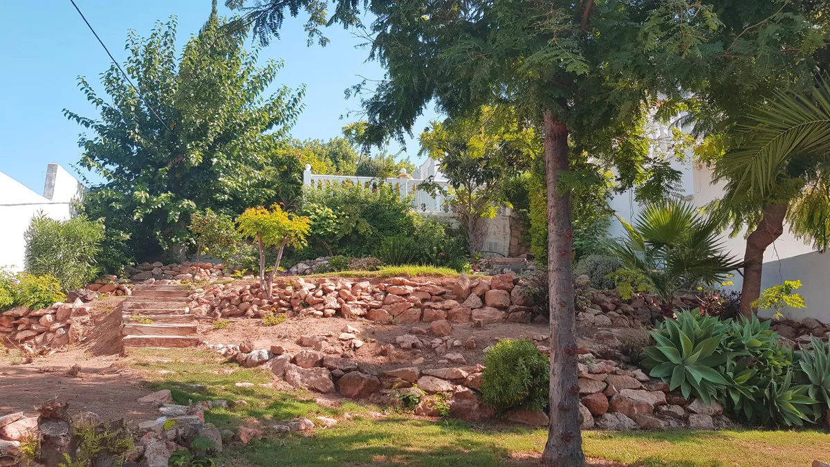 03fca289-c114-4cd1-92f5-c8a3b109b50b