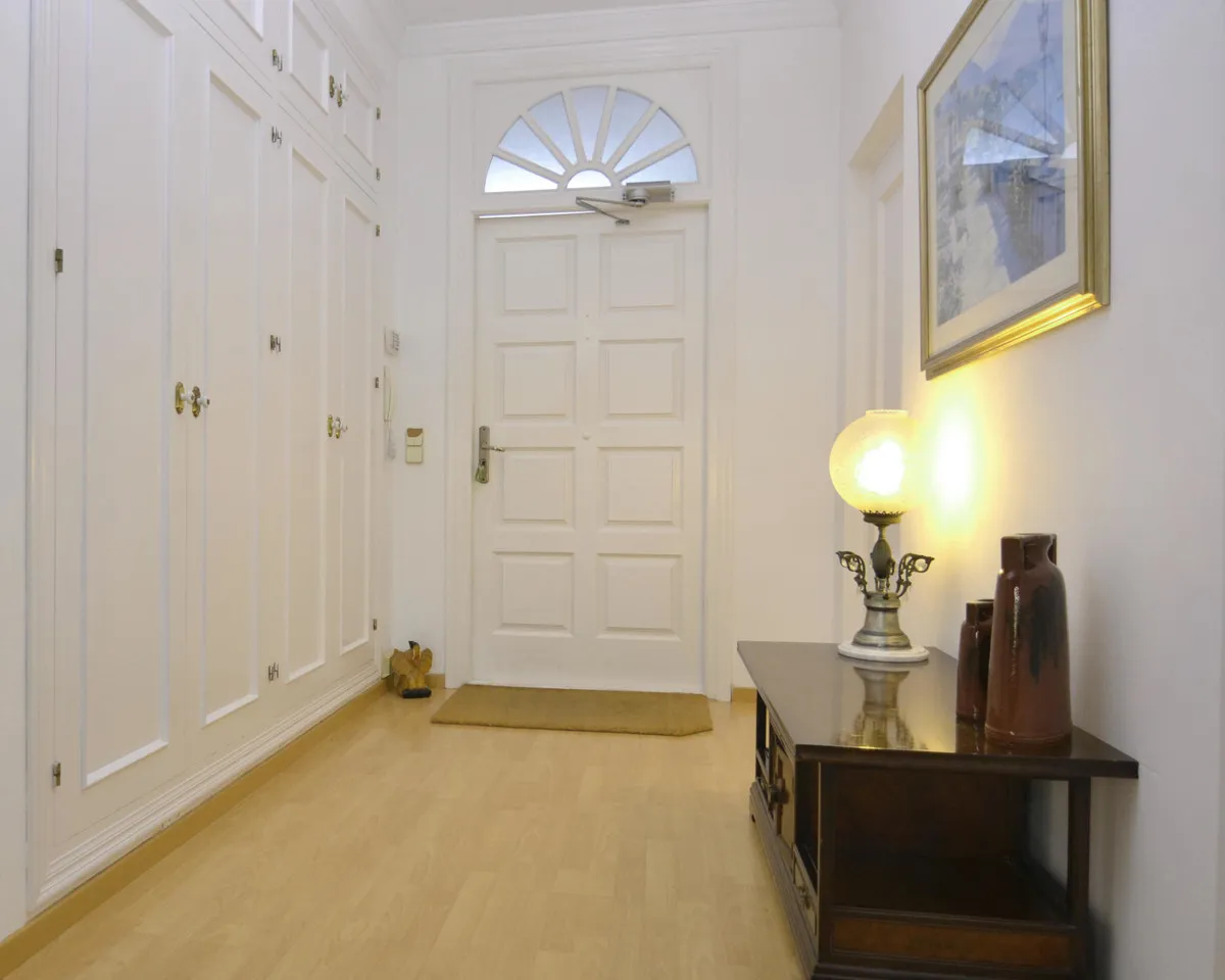 4b6f726d-83da-4304-be47-089c3d42a948