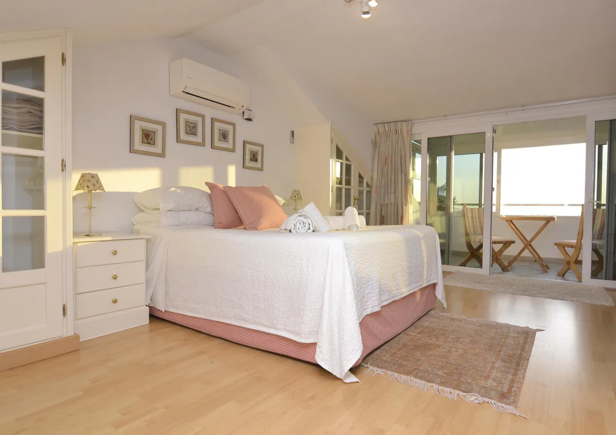 6cdcf9ce-4135-4370-87b2-435ebbc2be2d