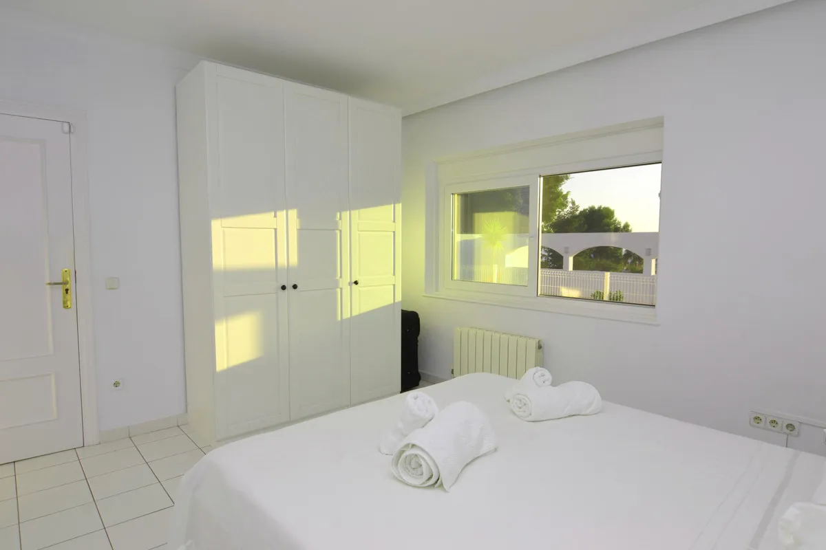 f7404c91-6def-4fd2-af09-e51205f8b148