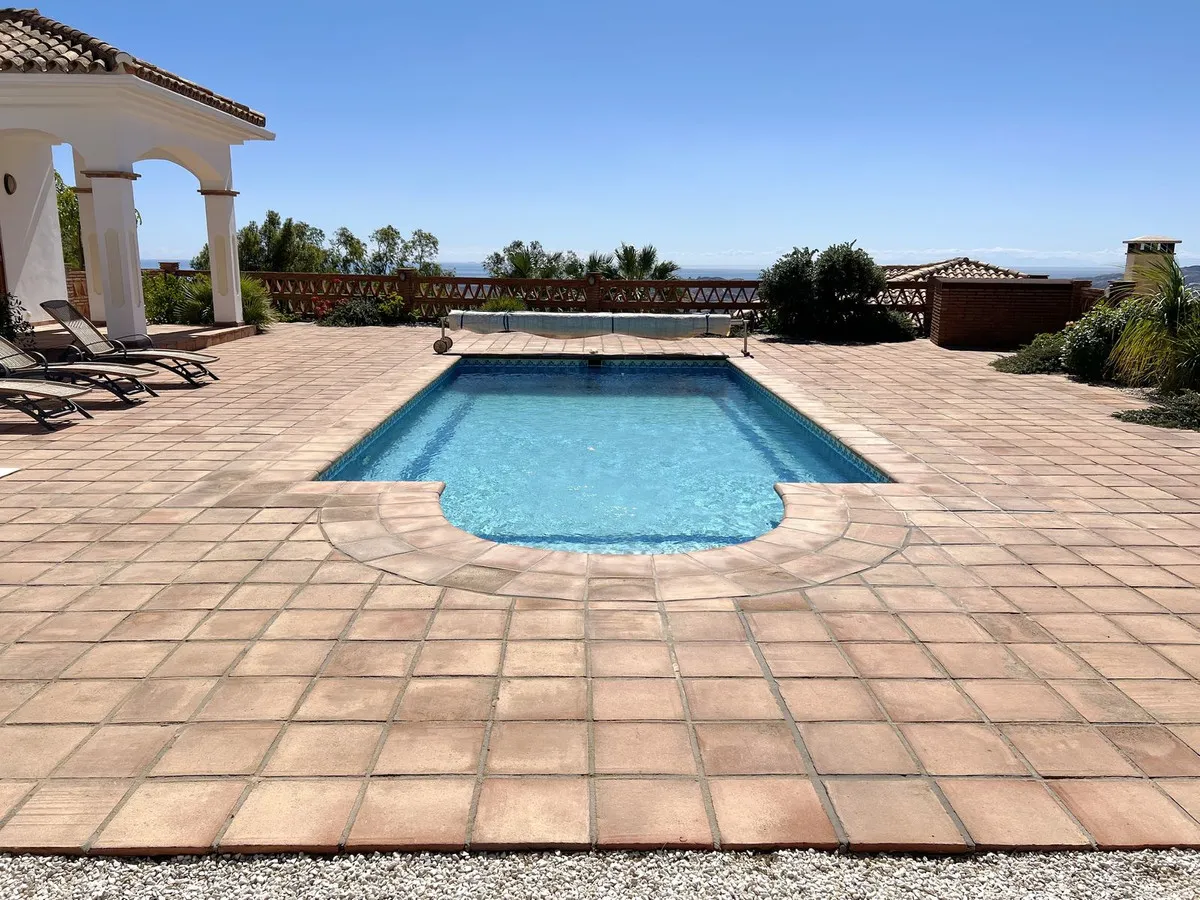 6c9c4e1d-009b-4c08-94b6-b196ff3ed959