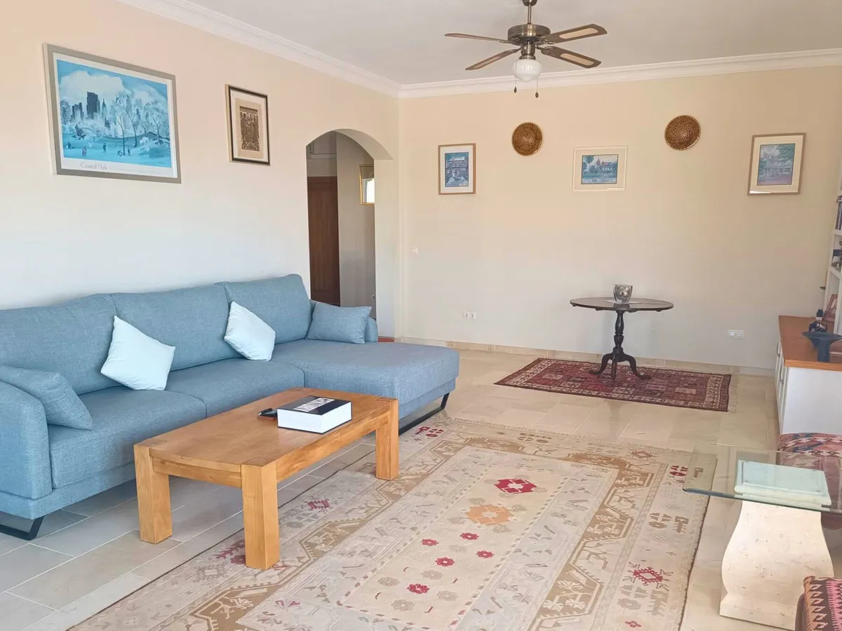 b417a2c2-c07d-4df3-81bc-0ad76dec60d3