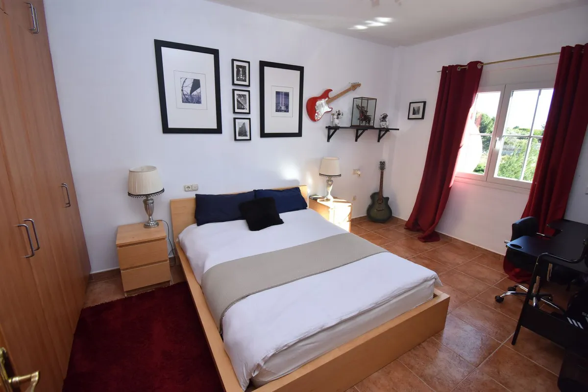 032976fb-d491-4e07-8c89-cc412ab64b88