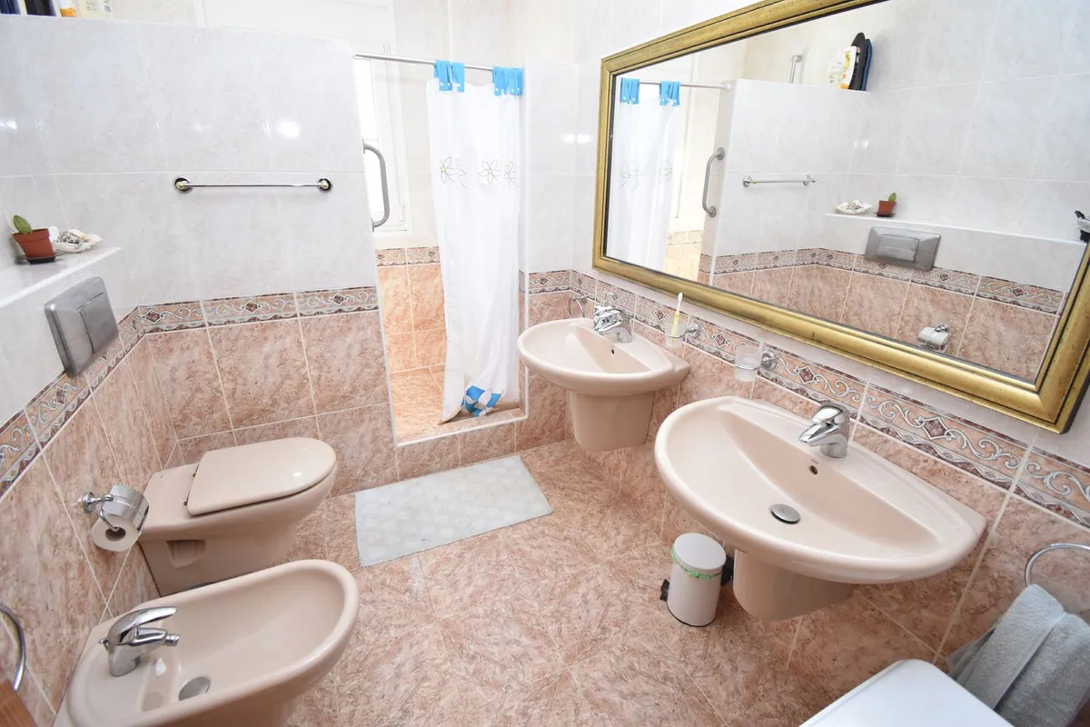 47076256-a8ab-4d0e-90f3-878d9b474869