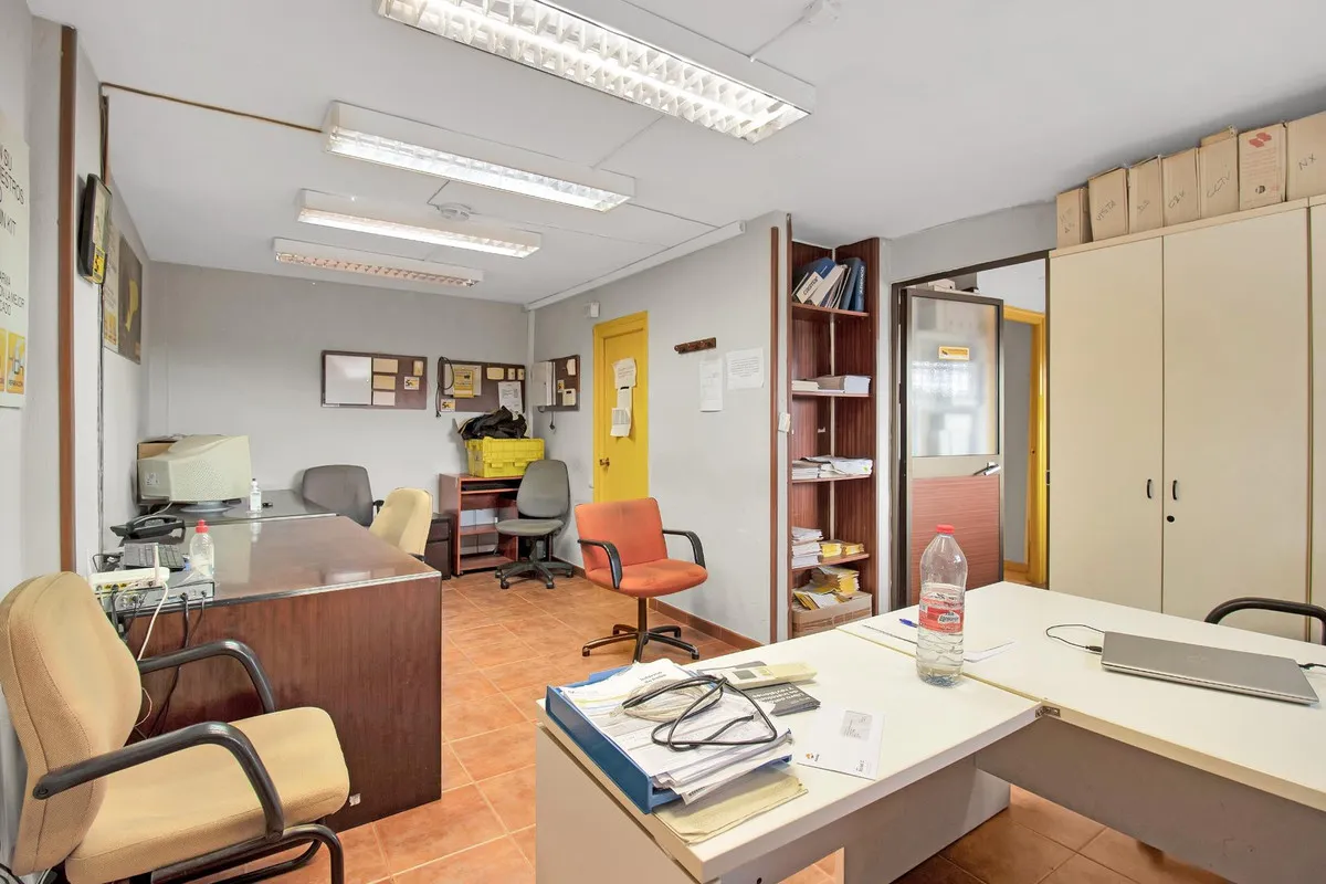 e6b5efbd-671f-424b-ae28-f5c37f14e195