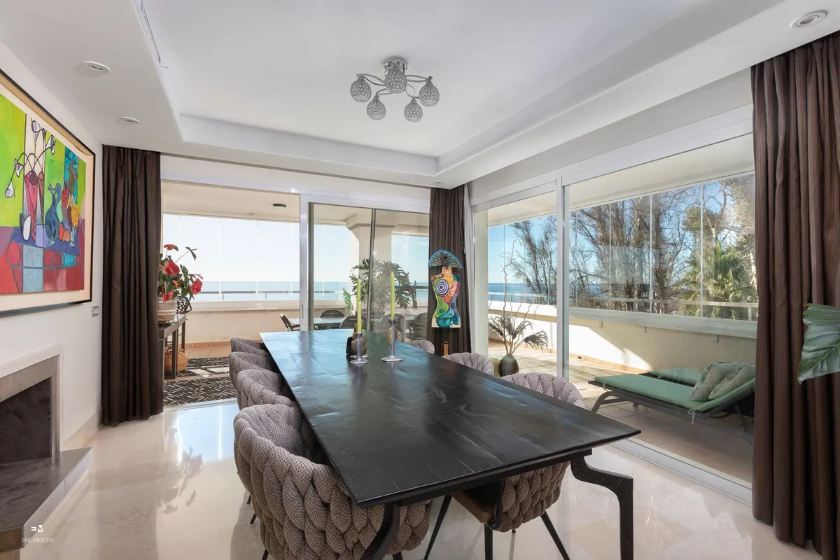 41d72399-4993-43a0-99af-da2a6e828a7c