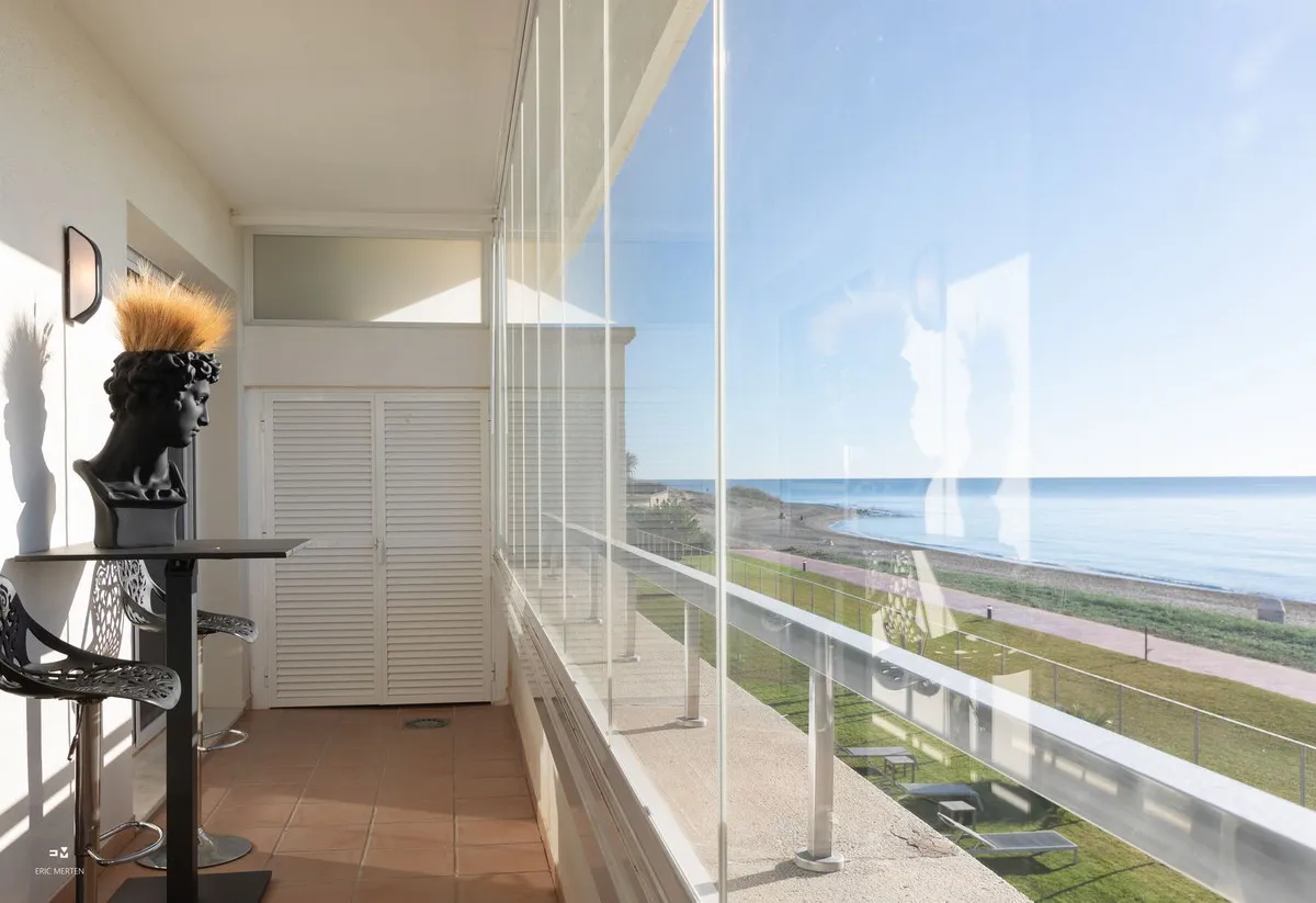 50aa4ca1-37f3-43e5-b824-86b373d18dae