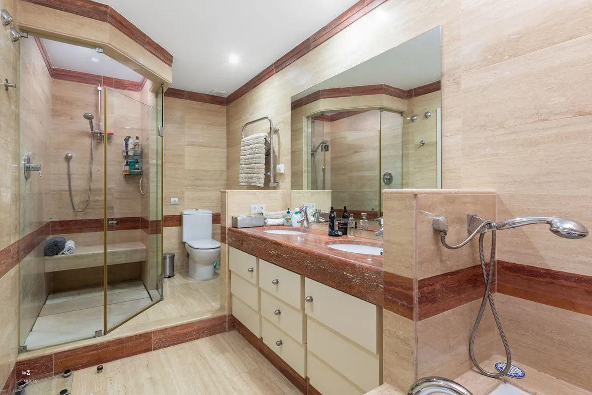 e880af77-0134-49fc-840f-ddaac1c4cbee