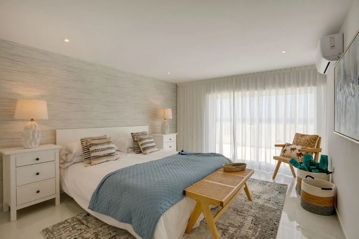 98901f47-831e-4052-8554-a71e3fa1c9f3