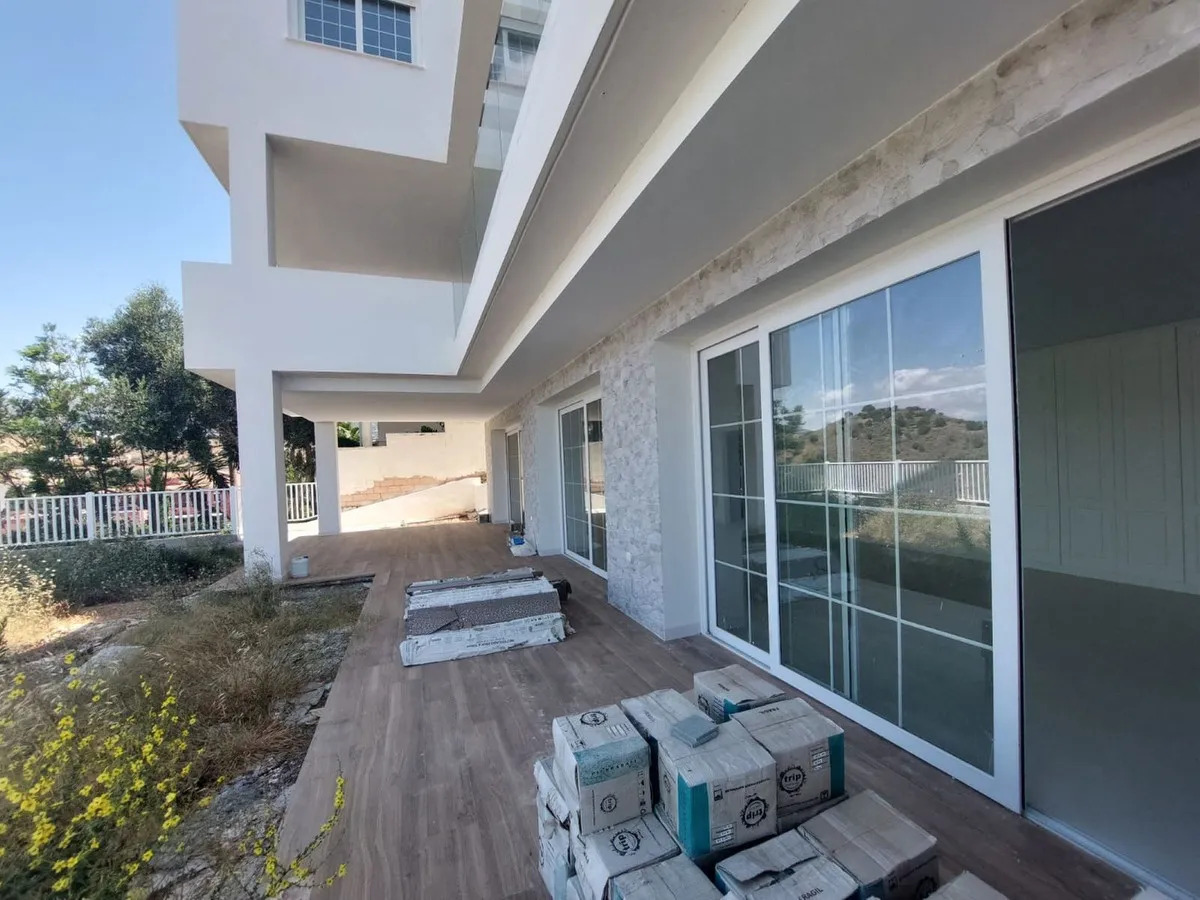 5dfbc863-0f65-4c0a-a44f-da3f9072f595