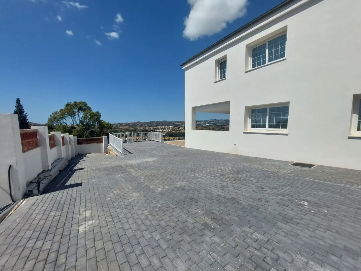 8b307d76-85bd-497a-87d4-6c2d3d2fc569