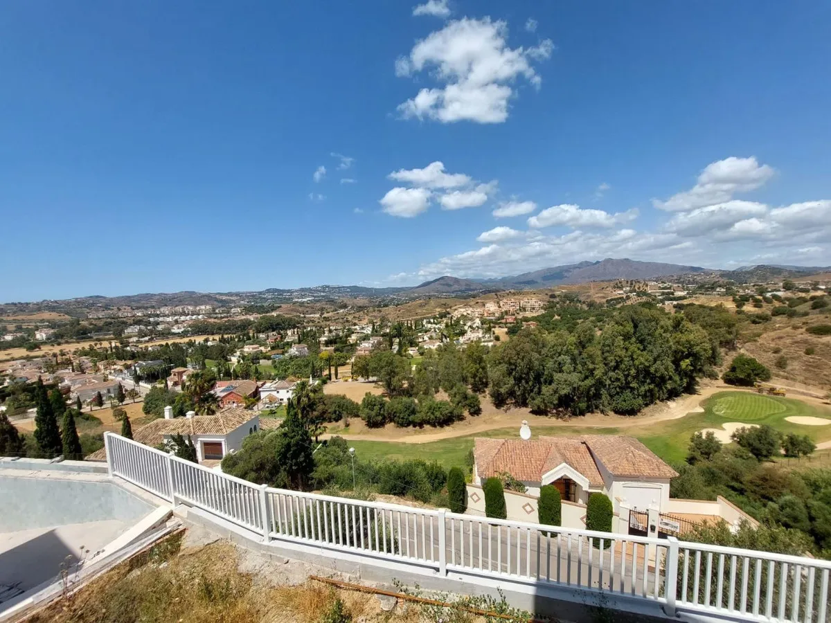 8f3e8d33-e440-4948-81ea-c1b1705efa8a