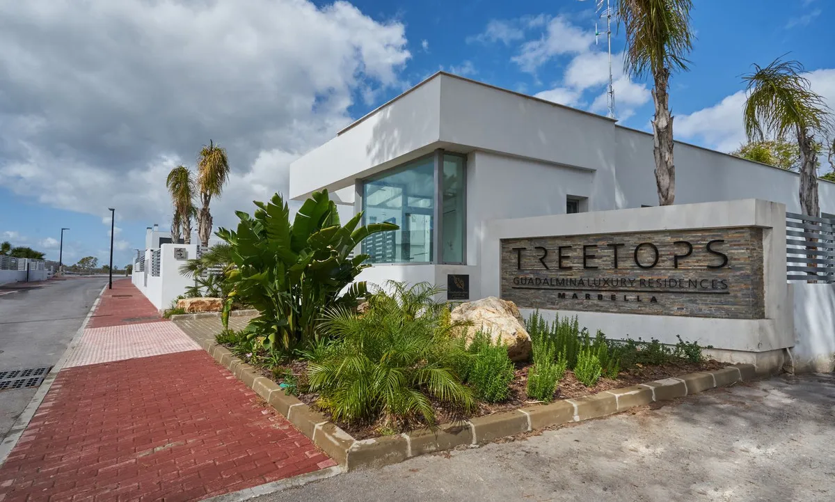 bb7edb3c-0f2f-421c-891f-1c81b296aaf3