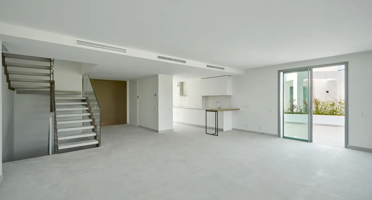 cae5d4c0-fc73-44f7-92f9-96f05b0fc66e