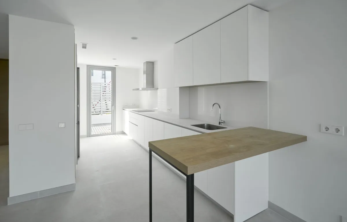 e664f31d-4c8a-40bc-806a-a4354d818be5