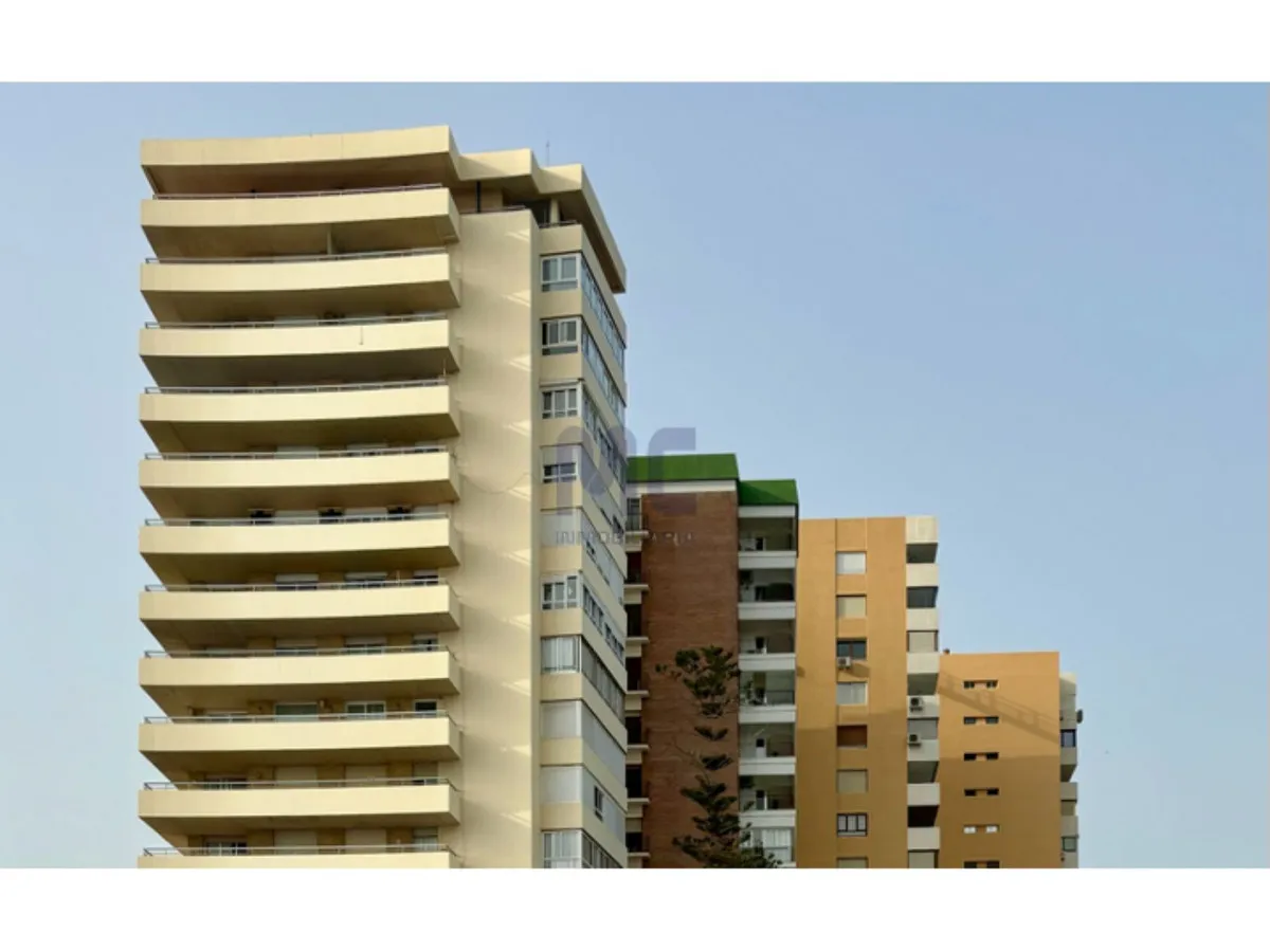 dfaeb8fd-026b-420b-8bda-b091b9930d1a