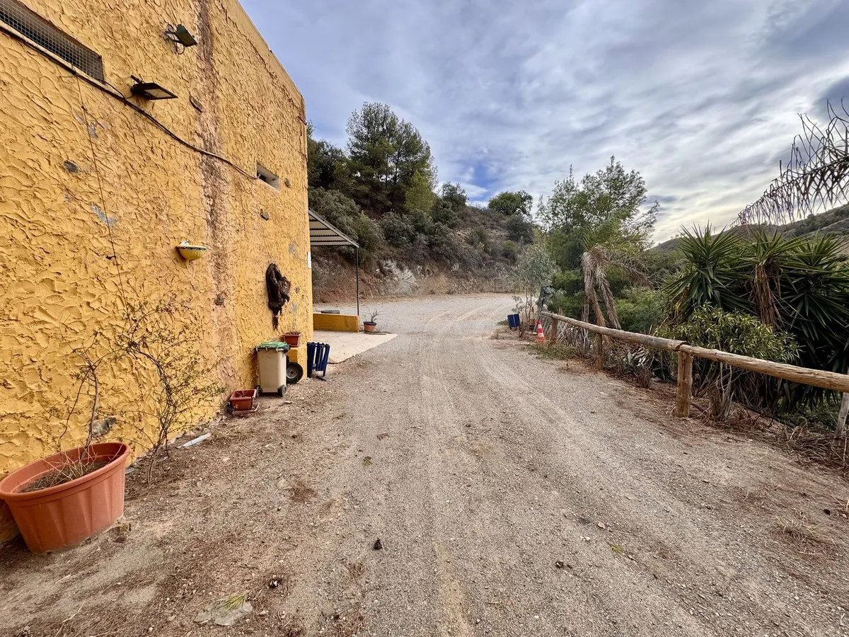 020531d2-0f18-4d82-90a8-094d953856cf