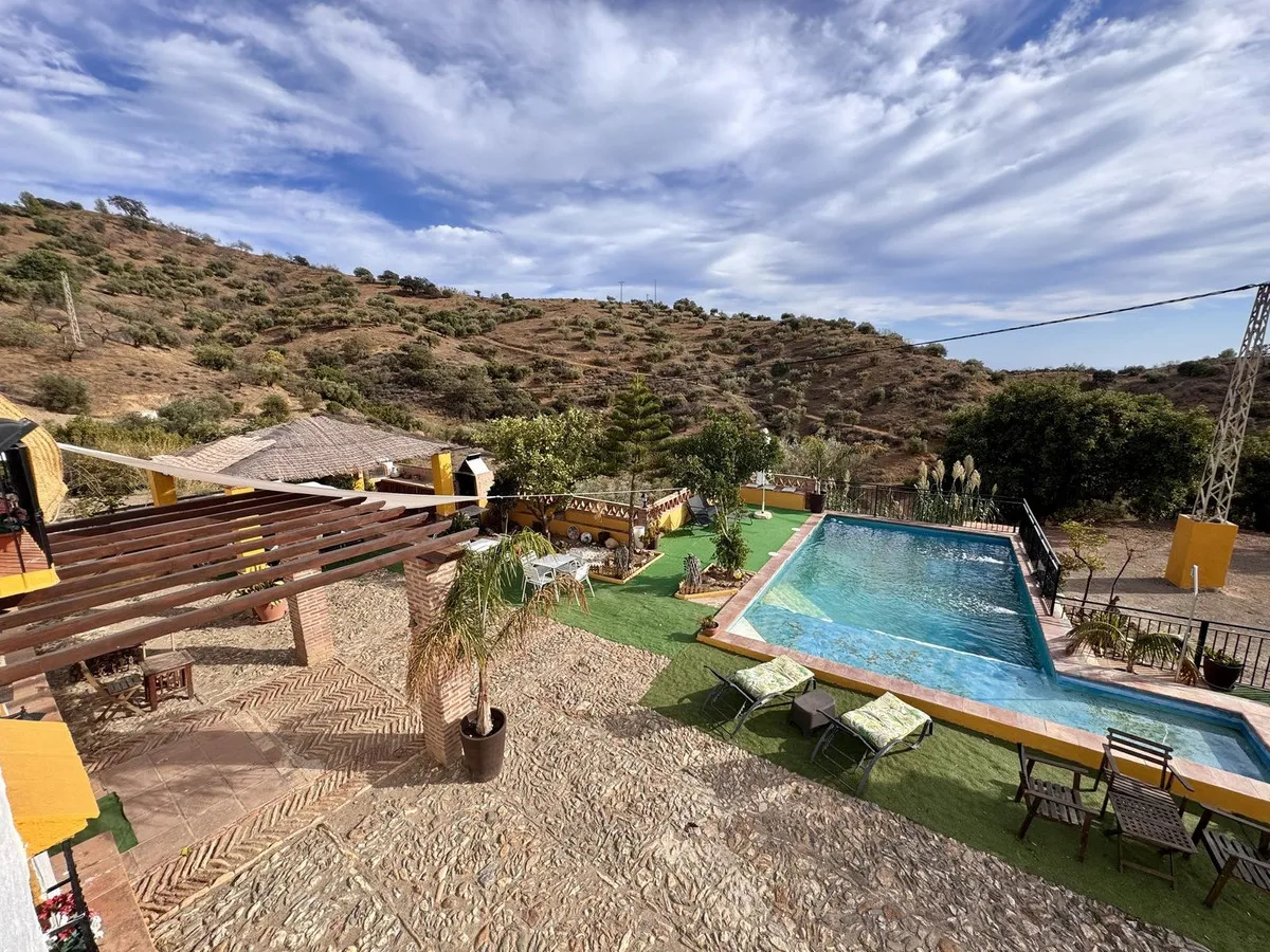 0f658b49-21c9-4030-bd69-3e41227bdc56